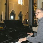 Sata vuotta urkujen takana
